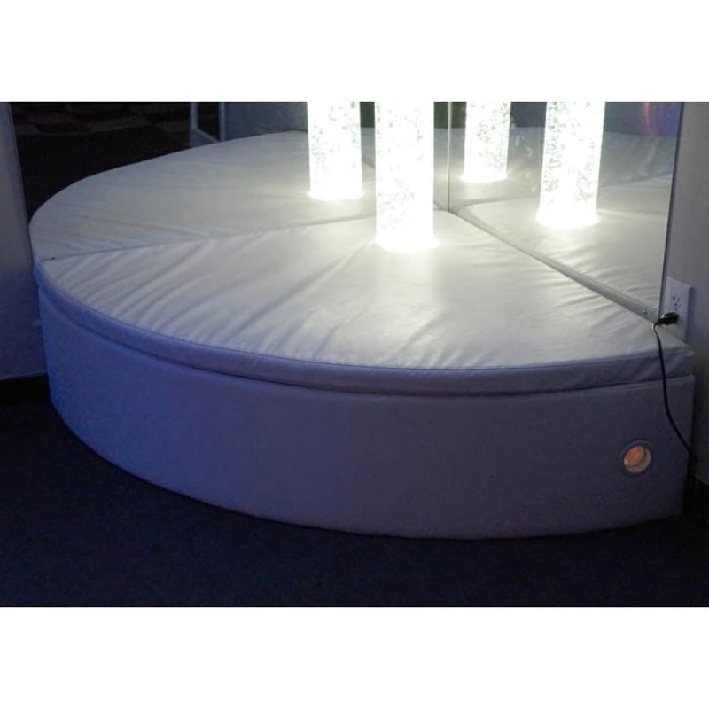 Experia Curved Bubble Tube Platform - Corner Room View White Light On

