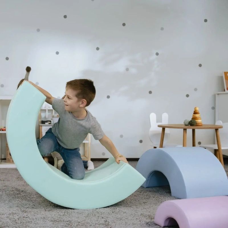 IGLU Montessori Soft Play Set - Rainbow Child Play Self Row

