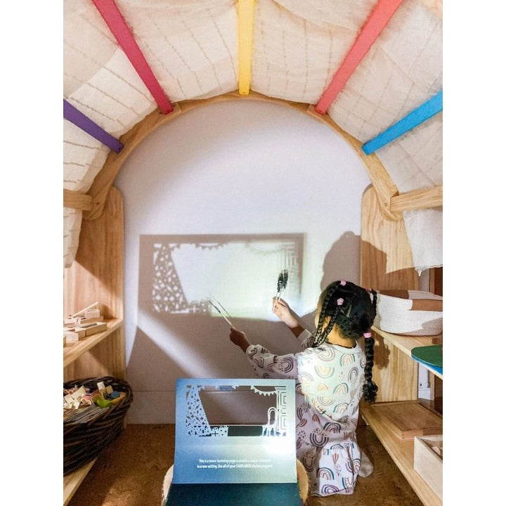 Kinderhuis Aurora Waldorf Playstand - Child Active Play Shadow
