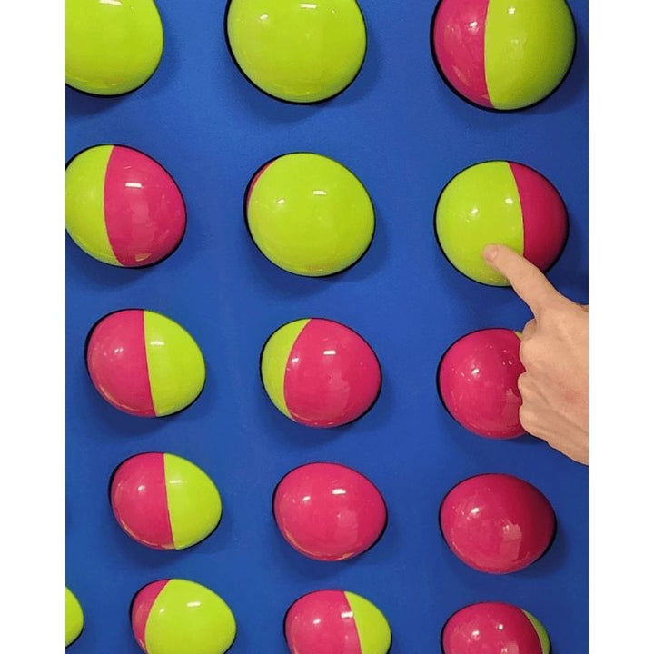 LiteZilla Spinfinity Whirly Wall - Close Up
