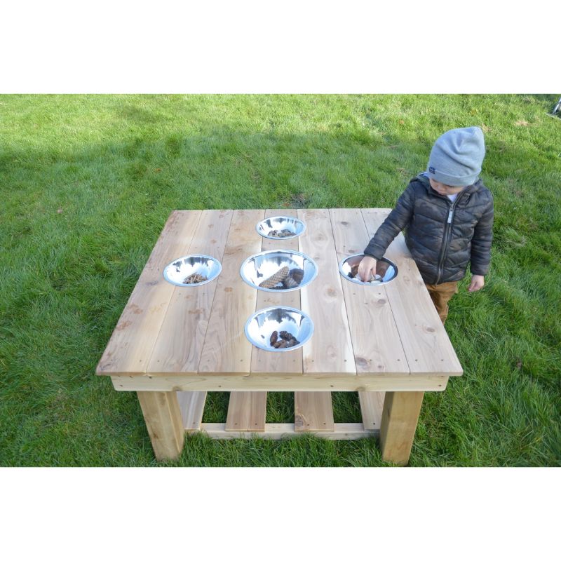 ONP_Outdoor_Messy_Activity_Table-_5_Bowls_-_Infant - Kid Playing