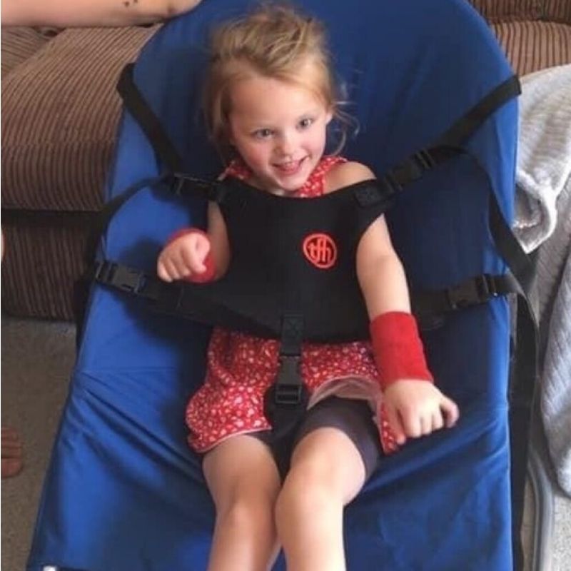 TFH Bouncing Chair - Front view small variant - Child happy play sitting on medium variant