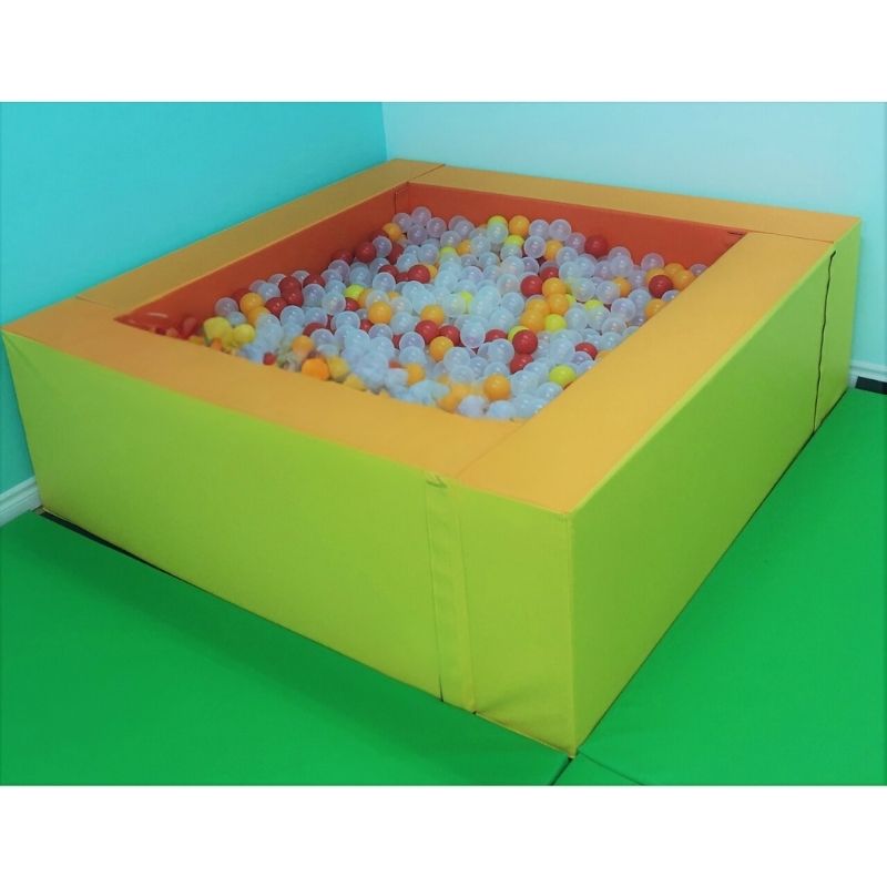 TFH Standard Ball Pool - w/ 3000 Balls - Portrait View