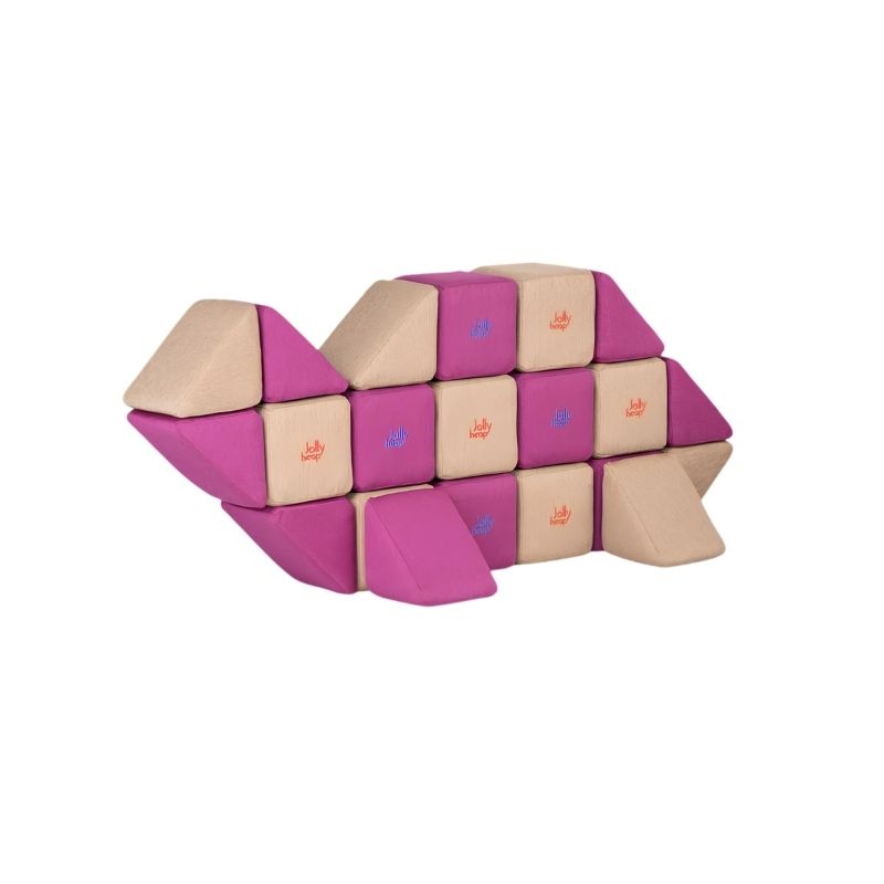 A turtle-shaped figure built from JollyHeap Basic Set magnetic foam blocks, showing another creative animal build within this soft play set.