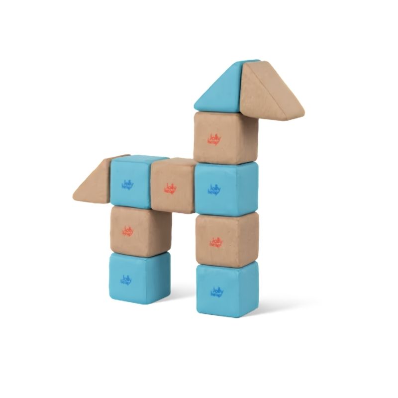 JollyHeap Pixi soft magnetic blocks arranged into a horse shaped animal build