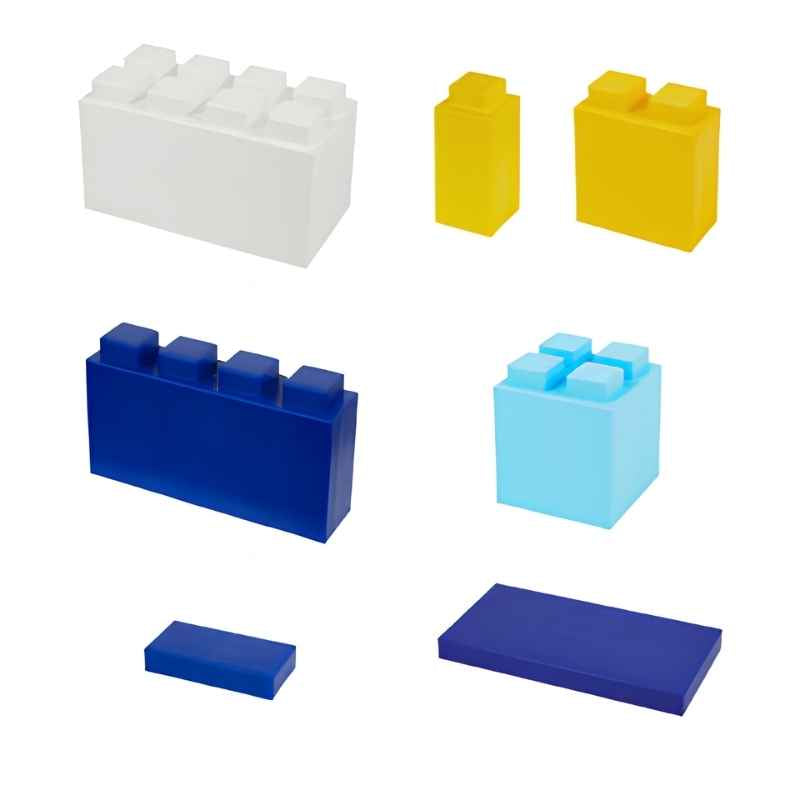 The full, quarter, line and single block pieces included in the EverBlock Small Starter Kit modular STEM building set